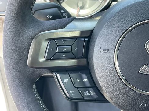 Used 2020 Ford Mustang Shelby GT350 w/ Technology Package image 13