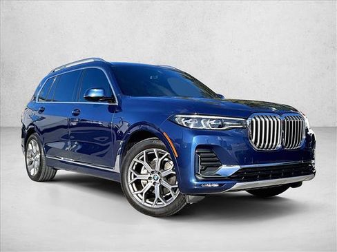 Used 2022 BMW X7 xDrive40i w/ Executive Package AWD/4WD image 12