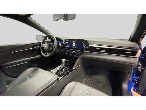 Used 2025 Toyota Camry XSE w/ Premium Plus Package image 17