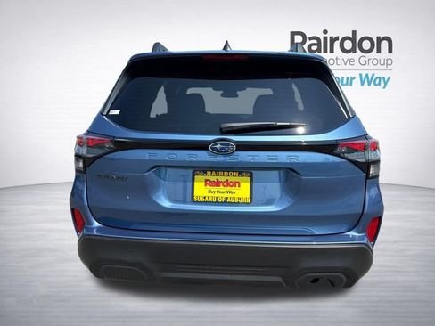Used 2025 Subaru Forester Premium AWD/4WD image 6