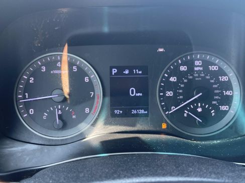 Used 2019 Hyundai Tucson Limited FWD image 18