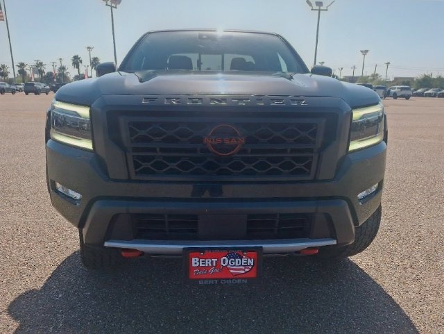 Used 2023 Nissan Frontier PRO-4X w/ Tow Package AWD/4WD image 2
