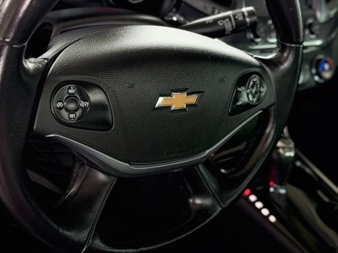 Used 2019 Chevrolet Impala Premier FWD image 32