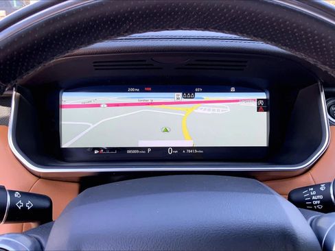 Used 2019 Land Rover Range Rover Sport Supercharged image 25