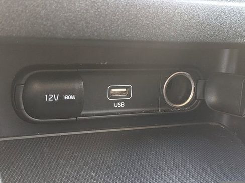 Used 2023 Kia Forte LXS image 29