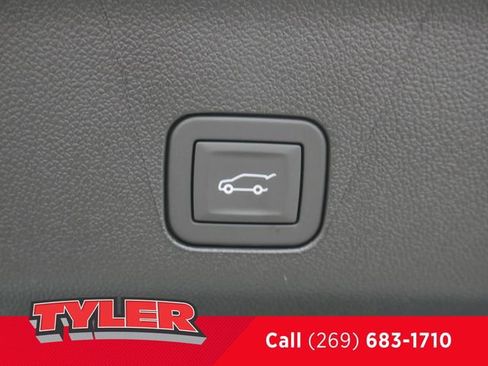 New 2026 Chevrolet Tahoe Premier w/ Sun And Tow Package AWD/4WD image 19