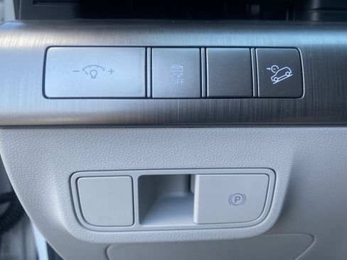 Used 2024 Hyundai Kona SEL image 20