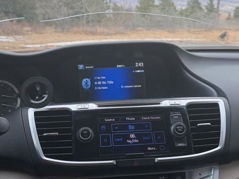 Used 2013 Honda Accord EX-L image 16