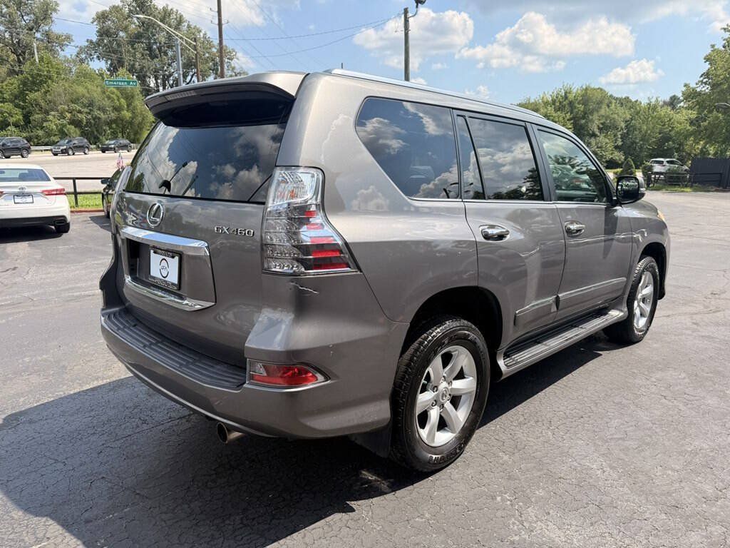 Used 2014 Lexus GX 460 AWD/4WD image 31