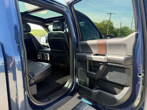 Used 2016 Ford F150 Platinum w/ Equipment Group 701A Luxury AWD/4WD image 49