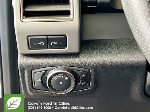 Used 2018 Ford F150 Raptor w/ Equipment Group 802A Luxury image 18