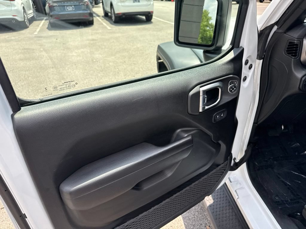 Used 2023 Jeep Wrangler Sport AWD/4WD image 10