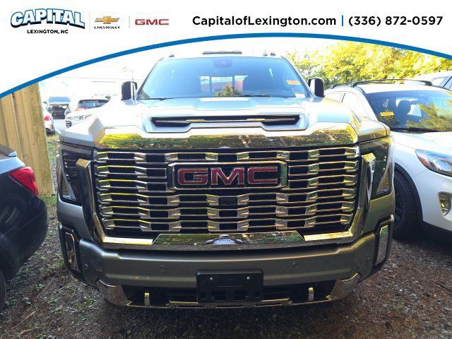 Used 2026 GMC Sierra 2500 Denali w/ Denali Reserve Package AWD/4WD image 1