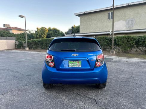 Used 2016 Chevrolet Sonic LT w/ Fun and Sun Package image 19