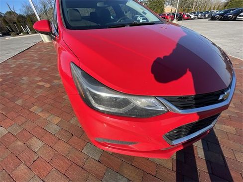 Used 2016 Chevrolet Cruze LT w/ Convenience Package image 7