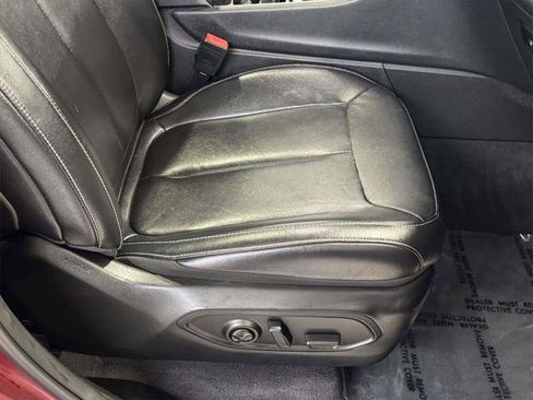 Certified 2022 Jeep Grand Cherokee L Limited image 11