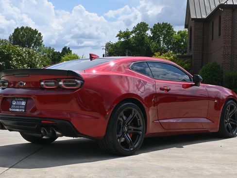 Certified 2022 Chevrolet Camaro SS image 9