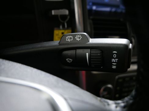 Used 2012 Volvo XC60 T6 AWD/4WD image 32