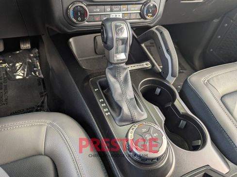 Used 2022 Ford Bronco Outer Banks AWD/4WD image 25