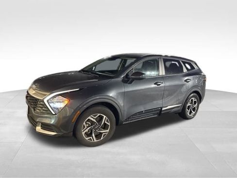 Used 2023 Kia Sportage LX image 1