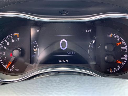 Used 2019 Jeep Grand Cherokee Trailhawk AWD/4WD image 25