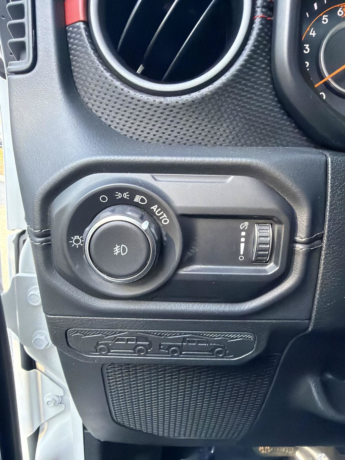 Used 2026 Jeep Wrangler Unlimited Rubicon AWD/4WD image 47