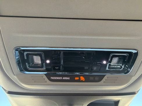 Used 2022 Lincoln Corsair FWD image 28
