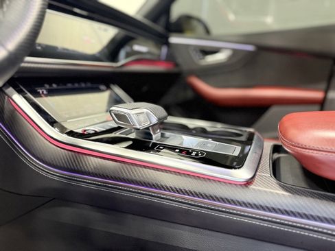 Used 2024 Audi SQ8 Prestige w/ Prestige Package image 37