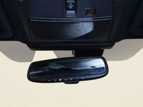 Used 2023 INFINITI Q50 Sensory image 28