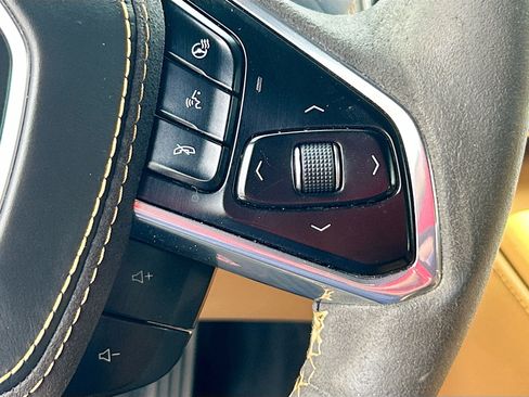 Used 2021 Chevrolet Corvette Stingray Premium Cpe w/ Z51 Performance Package image 28