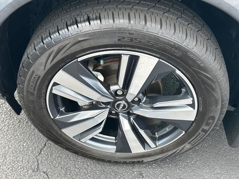 Used 2023 Nissan Rogue SL w/ SL Premium Package FWD image 25