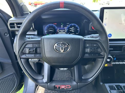 Used 2024 Toyota Tacoma TRD Pro AWD/4WD image 39