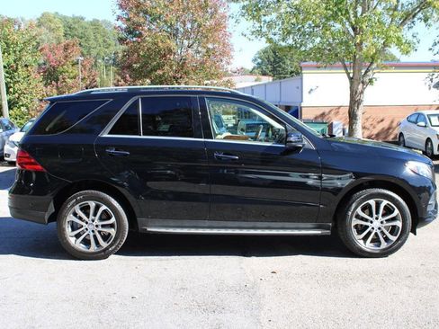 Used 2016 Mercedes-Benz GLE 350 4MATIC w/ Premium Package image 9