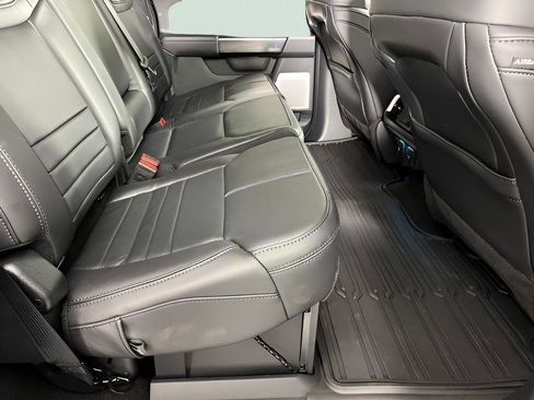 Used 2025 Ford F150 Platinum w/ Equipment Group 702A High image 24