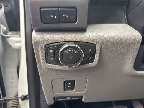 Used 2021 Ford F250 XLT w/ XLT Value Package AWD/4WD image 7