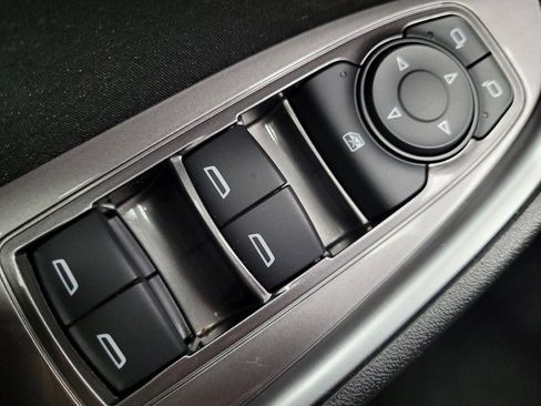 Used 2023 Chevrolet Malibu LS FWD image 27