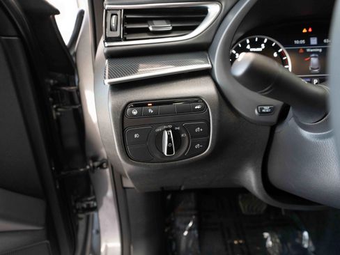 Used 2024 INFINITI QX50 Sport image 11