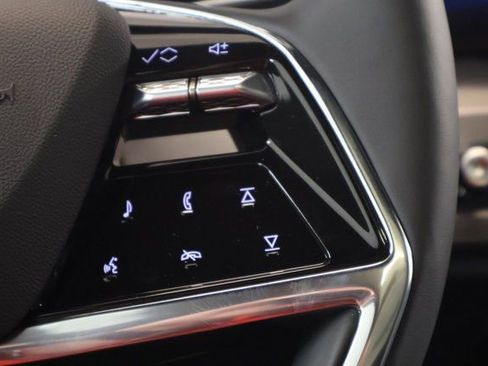 New 2026 Cadillac Vistiq Sport image 16