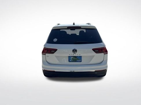 Used 2022 Volkswagen Tiguan SE FWD image 7