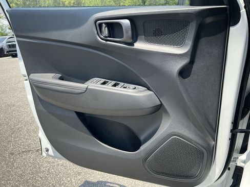 New 2026 Hyundai Venue SEL FWD image 26