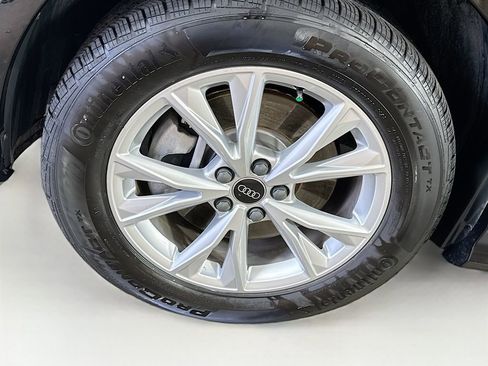 Used 2022 Audi Q3 2.0T Premium w/ Convenience Package image 39