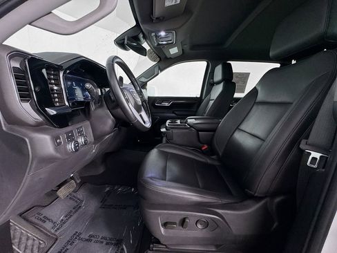 Used 2024 GMC Sierra 1500 SLT image 18
