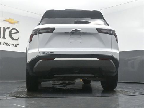 New 2026 Chevrolet Equinox LT w/ Midnight Edition image 32