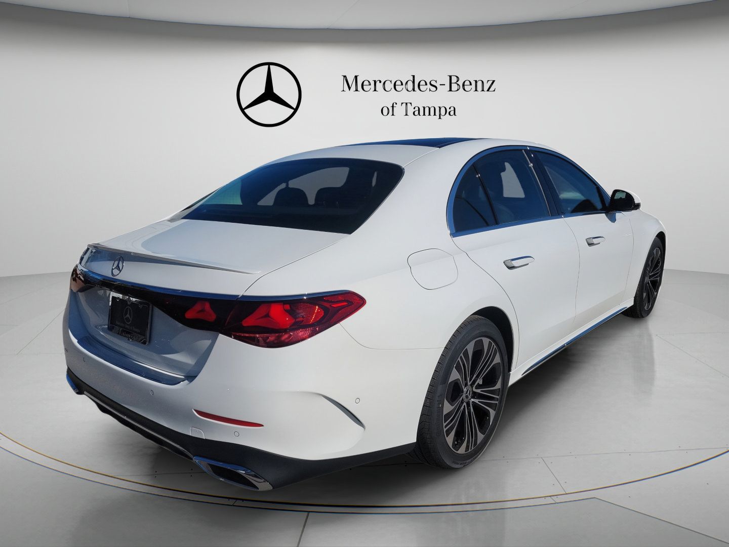 Certified 2026 Mercedes-Benz E 350 Sedan image 4