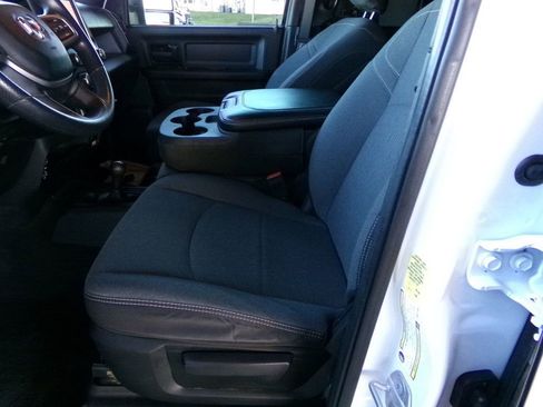 Used 2023 RAM 2500 Tradesman image 9