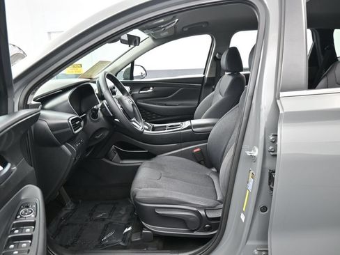 Used 2021 Hyundai Santa Fe SE FWD image 11
