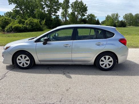 Used 2015 Subaru Impreza 2.0i AWD/4WD image 9