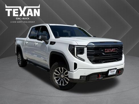Used 2023 GMC Sierra 1500 AT4 w/ AT4 Premium Package AWD/4WD image 1
