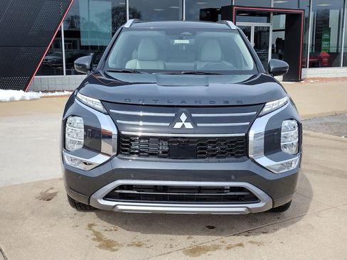 New 2026 Mitsubishi Outlander SEL image 13