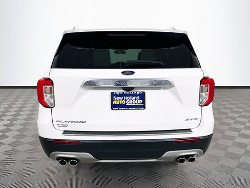 Used 2022 Ford Explorer Platinum w/ Equipment Group 601A AWD/4WD image 9